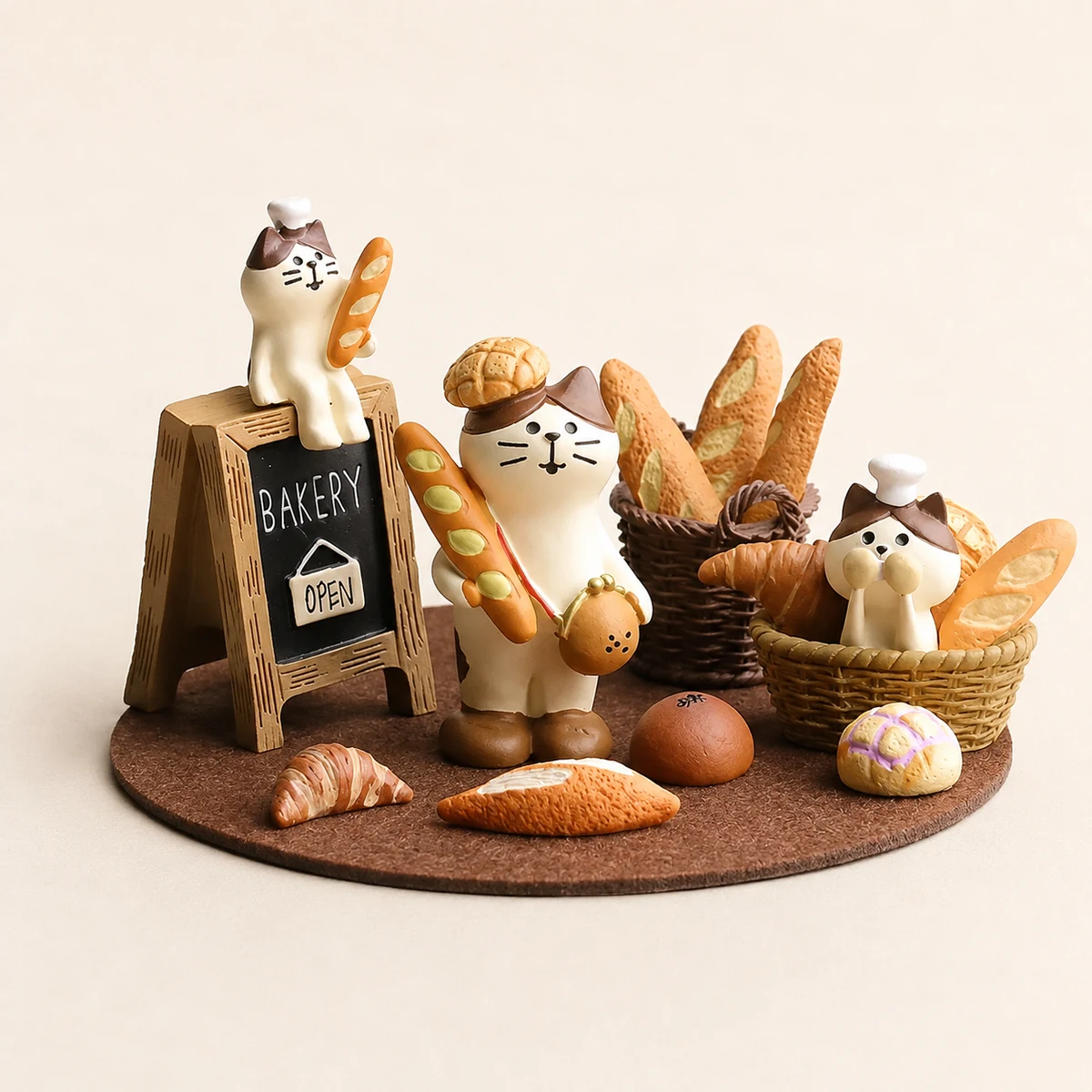 Cute Cat & Baguette Miniature Set